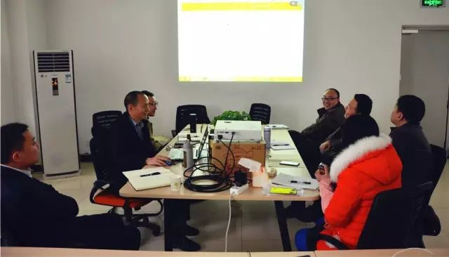 л΢Ԫسlong8Ψһ΢ҵ